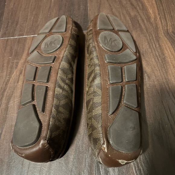 Michael Kors size 10M Brown Loafers/Flats Ballet Shoes, gold accents, leather - Picture 4 of 7